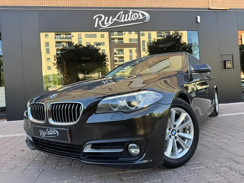 Usado BMW 520 184 CV (135 kW) 2013 Marrón Familiar