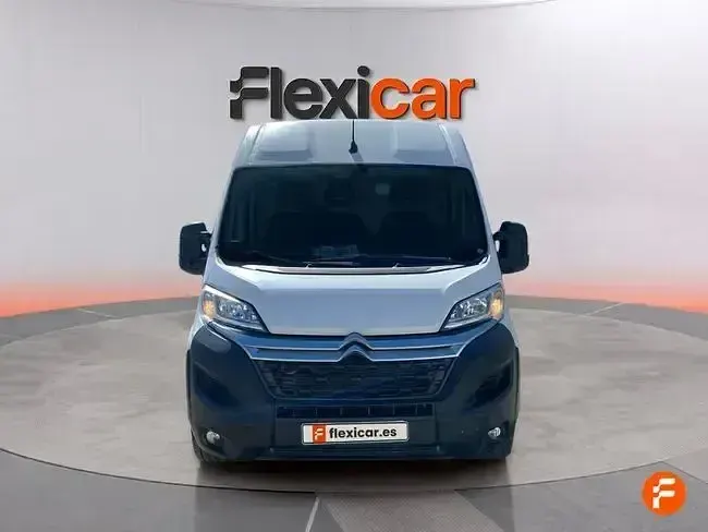 Usado Citroën Jumper 140 CV (102 kW) 2021 Blanco Monovolumen