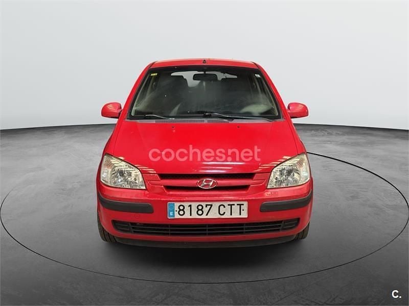 Usado Hyundai Getz GLS 82 CV (60 kW) 2004 Rojo Utilitario