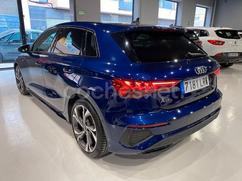 Usado Audi A3 150 CV (110 kW) 2021 Azul Berlina