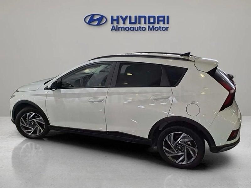 Usado Hyundai Bayon 100 CV (73 kW) 2025 Blanco SUV