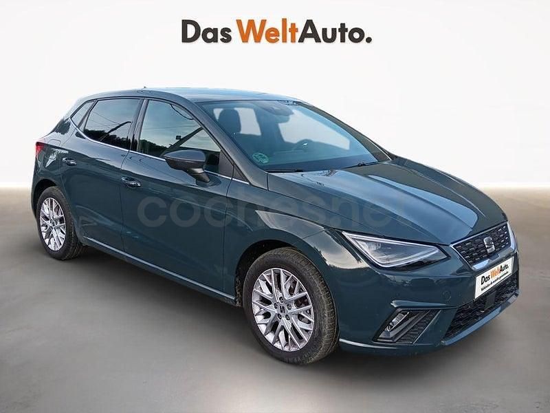 Usado Seat Ibiza Style 115 CV (84 kW) 2025 Gris Berlina
