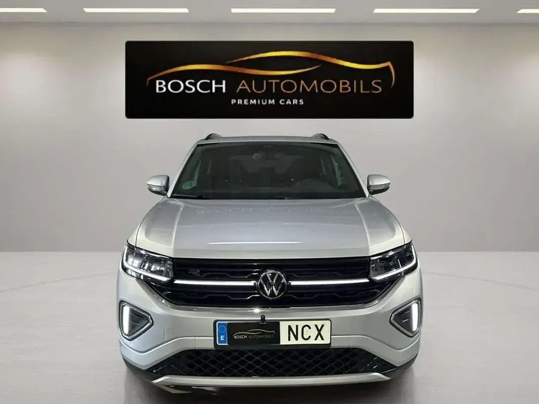 Usado VW T-Cross R-line 116 CV (85 kW) 2025 Gris SUV