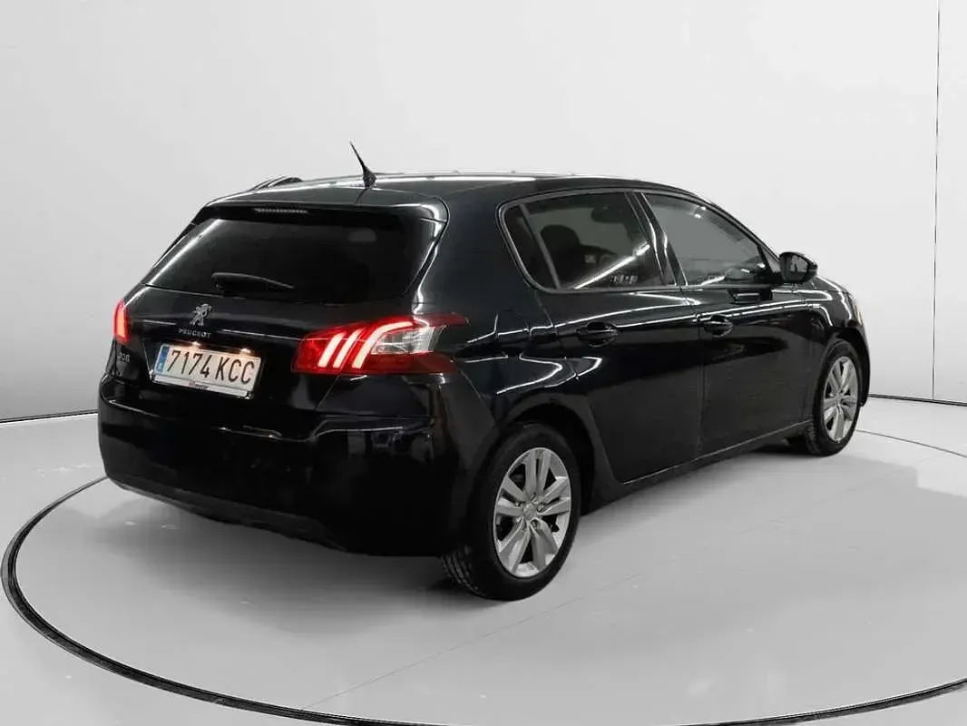 Usado Peugeot 308 Style 110 CV (80 kW) 2017 Azul Utilitario