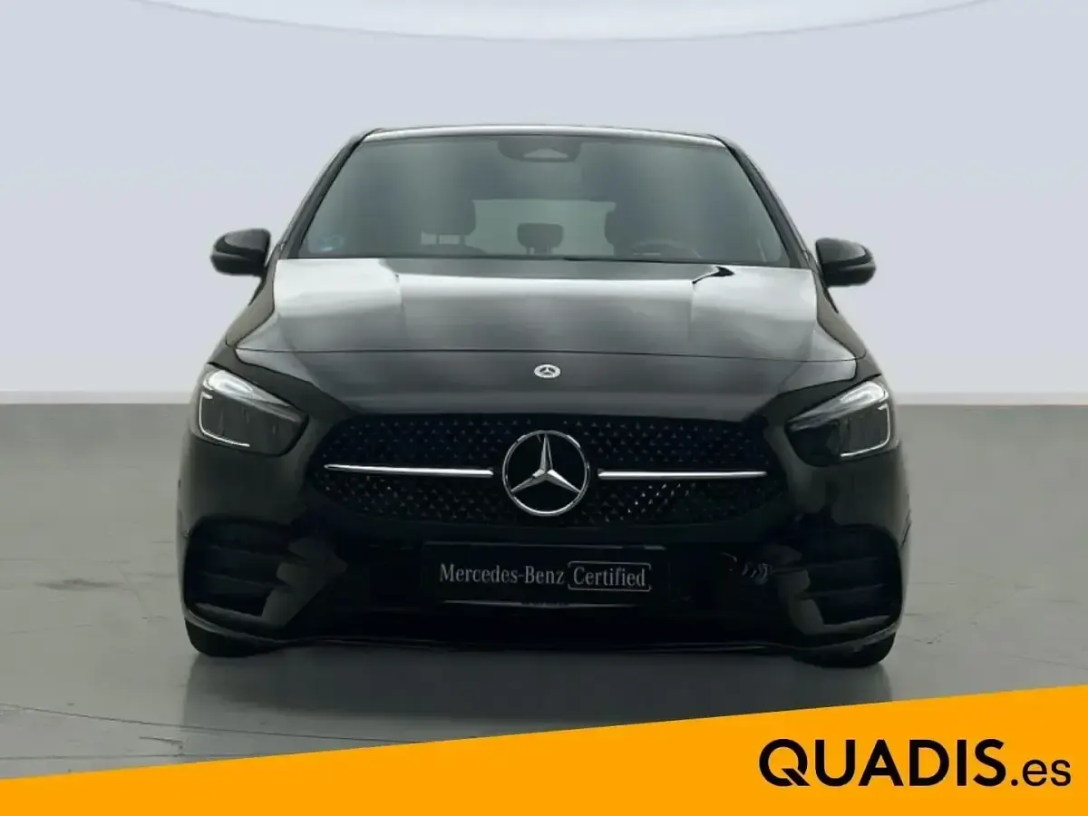 Usado Mercedes B200 AMG line 150 CV (110 kW) 2024 Negro Utilitario