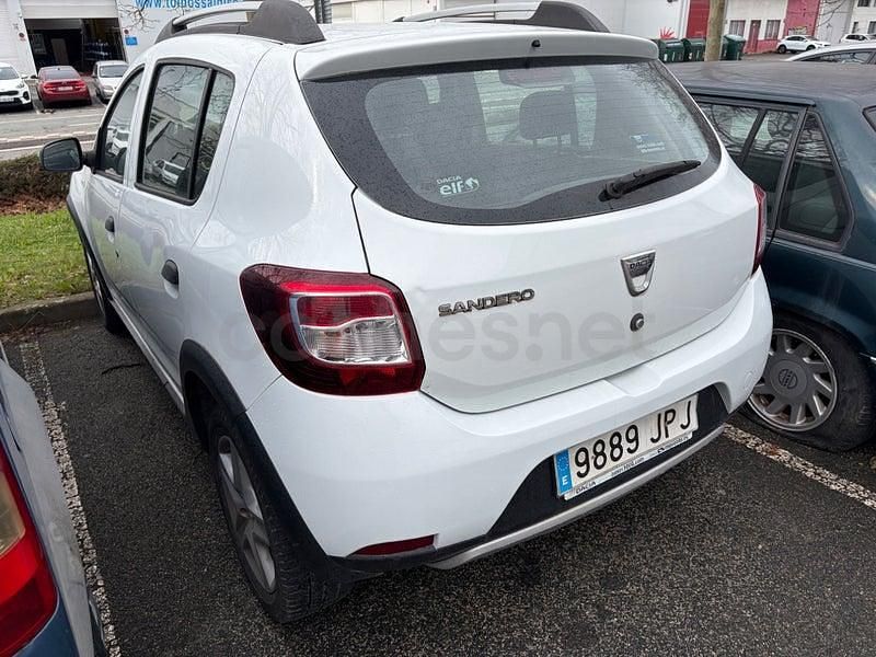 Usado Dacia Sandero Stepway 90 CV (66 kW) 2016 Blanco Berlina