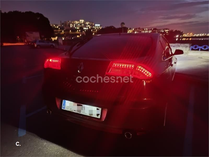 Rojo Usado 2009 Renault Laguna GrandTour GT Familiar | 6000 € (Precio justo) - Imagen 1/4