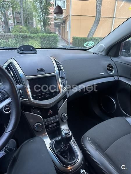 Usado Chevrolet Cruze LTZ 141 CV (103 kW) 2014 Negro Berlina