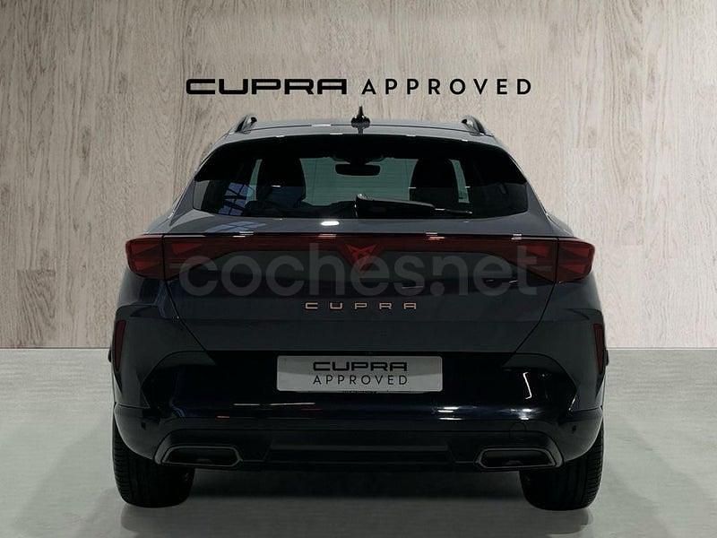 Usado Cupra Formentor 150 CV (110 kW) 2025 Gris / plata SUV