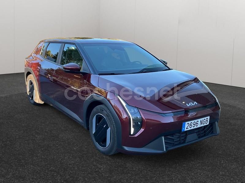 Eléctrico Usado 2025 Kia EV4 Launch Edition Berlina | 36.890 € (Precio justo) - Imagen 1/4