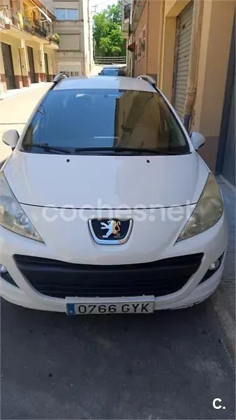 Usado Peugeot 207 Sport 92 CV (67 kW) 2010 Blanco Familiar