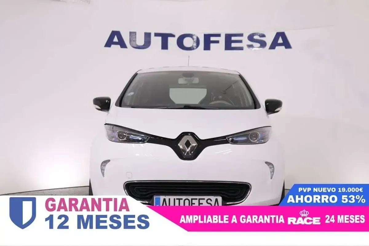 Usado Renault Zoe Life 64 kW (88 CV) 2016 Blanco Utilitario