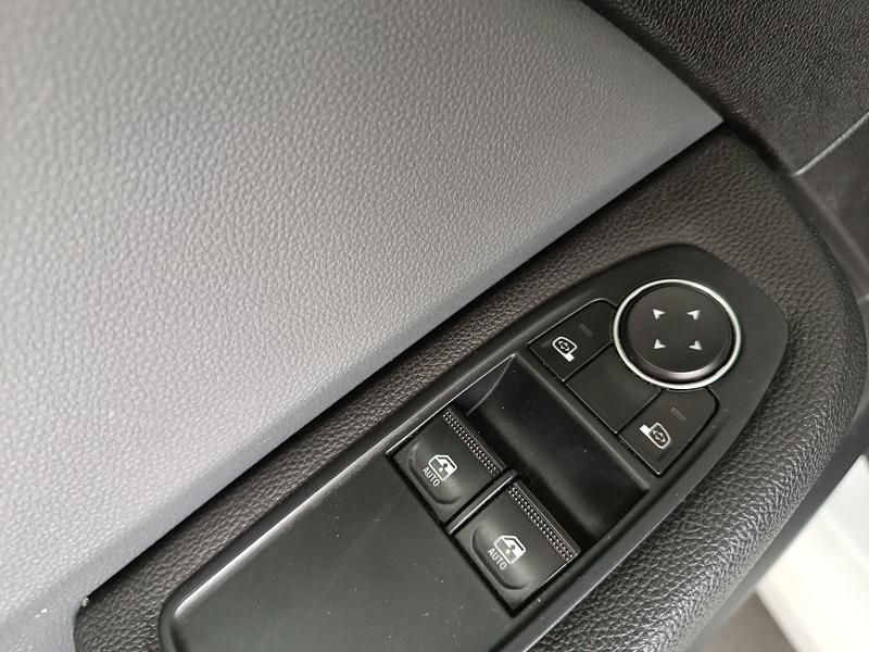 Usado Renault Clio V Business 85 CV (62 kW) 2020 Blanco Berlina