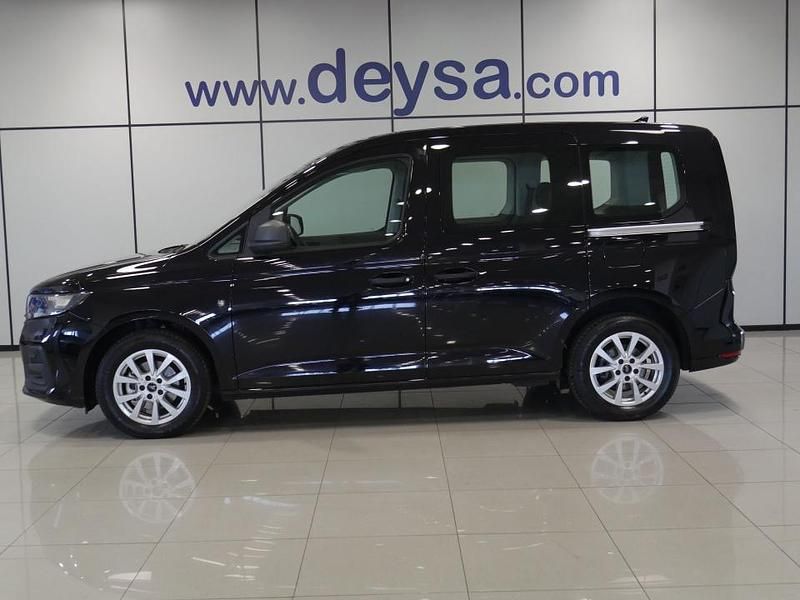 Usado Ford Tourneo Connect Trend 102 CV (75 kW) 2025 Negro Monovolumen