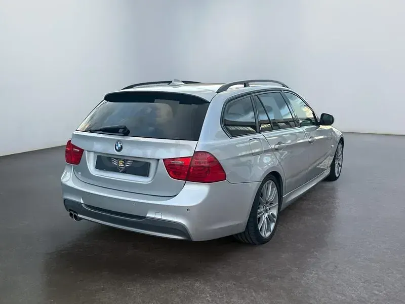 Usado BMW 325 Comfort Edition 197 CV (144 kW) 2007 Gris / plata Familiar