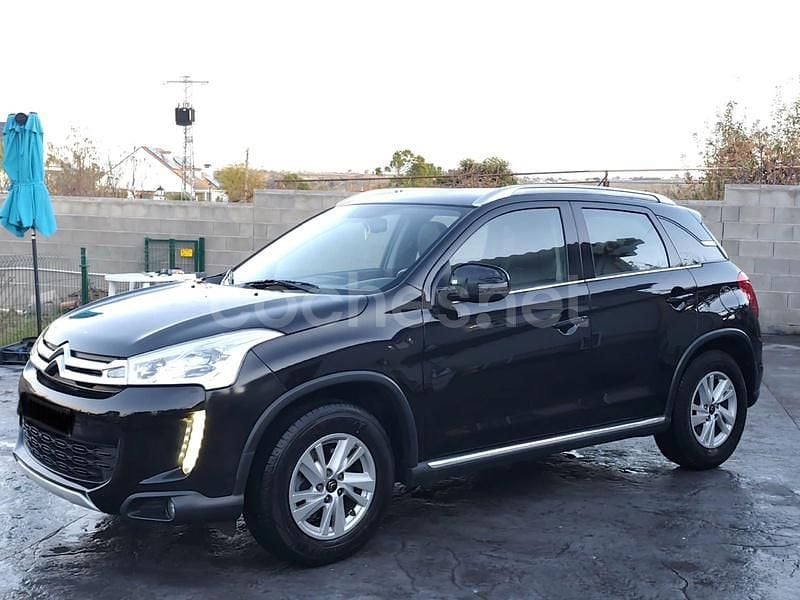 Negro Usado 2015 Citroën C4 Aircross Exclusive SUV | 8900 € (Precio justo) - Imagen 1/4