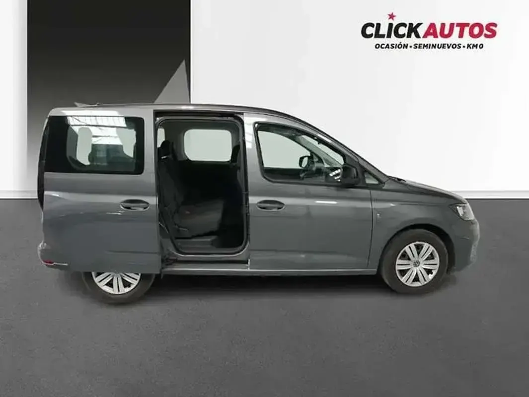 Usado VW Caddy 102 CV (75 kW) 2025 Gris Monovolumen