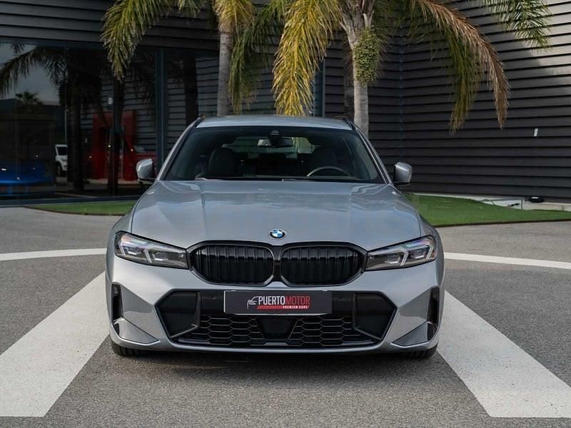 Usado BMW 330 Comfort Edition 286 CV (210 kW) 2022 Gris / plata Familiar