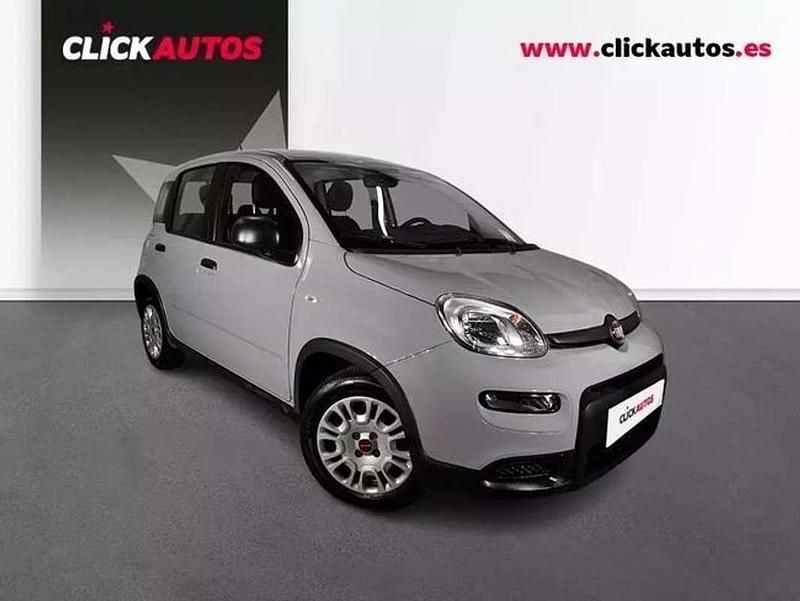 Usado Fiat Panda 71 CV (52 kW) 2023 Gris Utilitario