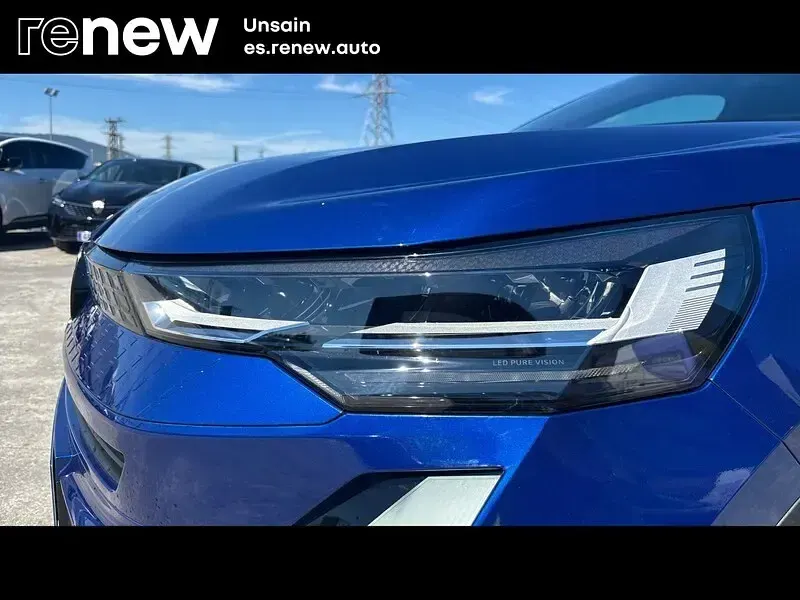 Usado Renault Captur Techno 100 CV (73 kW) 2025 Azul SUV