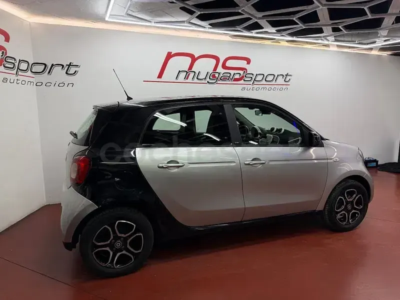 Usado Smart ForFour Passion 71 CV (52 kW) 2015 Gris / plata Utilitario