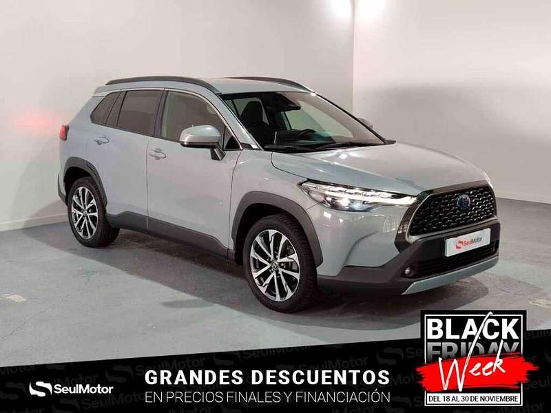Gris Usado 2023 Toyota Corolla Cross Plus SUV | 33.490 € (Precio justo) - Imagen 1/4