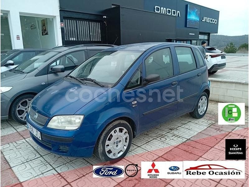 Usado Fiat Idea Active 77 CV (56 kW) 2007 Azul Monovolumen