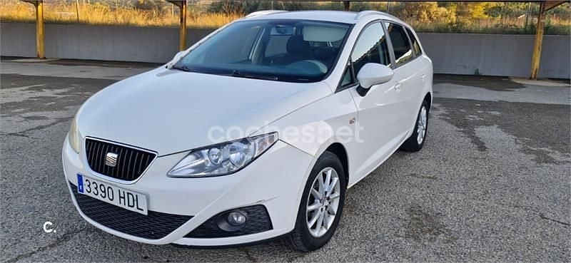 Usado Seat Ibiza ST Style 90 CV (66 kW) 2011 Blanco Familiar