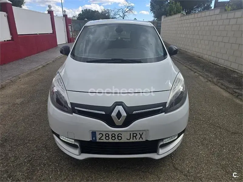 Usado Renault Scénic Life 115 CV (84 kW) 2016 Blanco Monovolumen