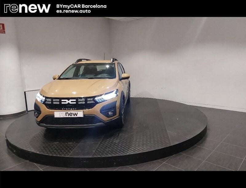 Marrón Usado 2025 Dacia Sandero Expression Berlina | 14.045 € (Super precio) - Imagen 1/4