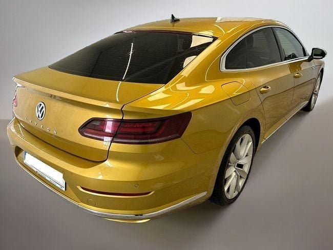 Usado VW Arteon Elegance 150 CV (110 kW) 2020 Amarillo Coupe