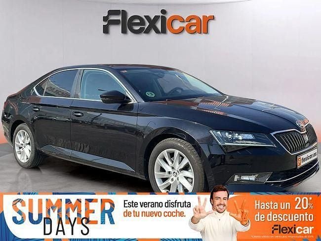 Negro Usado 2019 Skoda Superb Ambition Berlina | 16.990 € (Precio justo) - Imagen 1/4