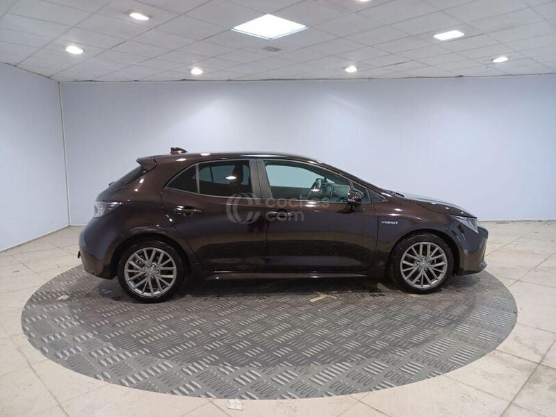 Usado Toyota Corolla Active 122 CV (89 kW) 2019 Marrón Berlina