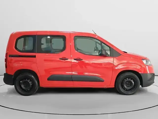 Usado Toyota Proace Verso City 131 CV (96 kW) 2023 Blanco Familiar