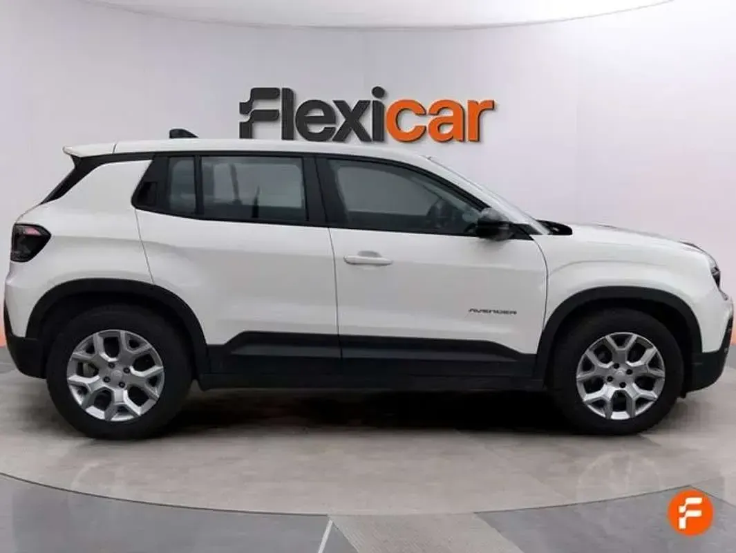 Usado Jeep Avenger Altitude 101 CV (74 kW) 2024 Blanco SUV