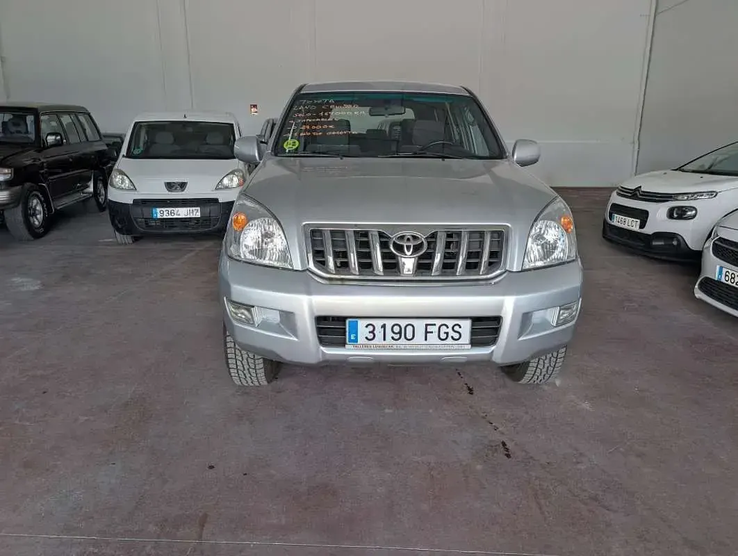 Usado Toyota Land Cruiser 173 CV (127 kW) 2006 Gris SUV