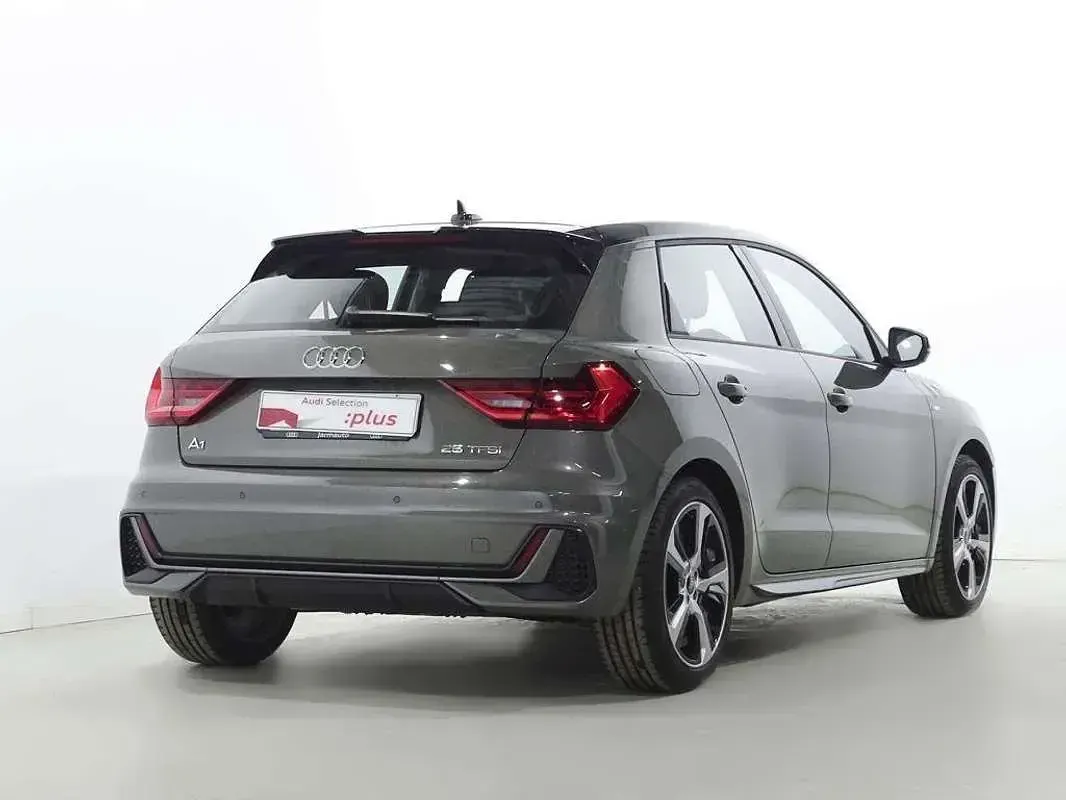 Usado Audi A1 Sportback 95 CV (69 kW) 2023 Gris Utilitario