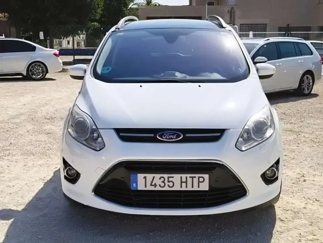 Usado Ford C-MAX Titanium 125 CV (91 kW) 2013 Blanco Monovolumen