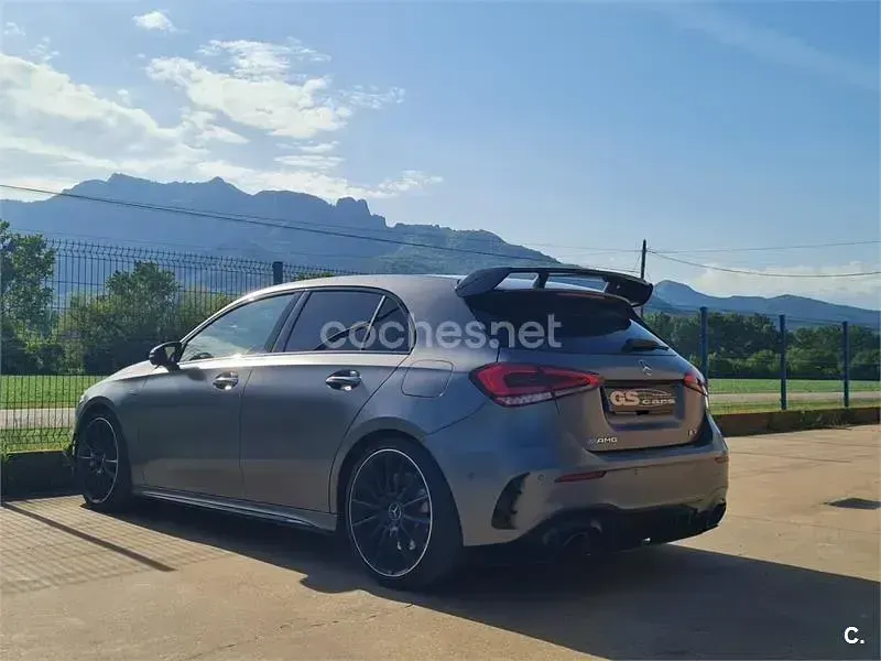 Usado Mercedes A35 AMG 306 CV (225 kW) 2019 Gris / plata Berlina