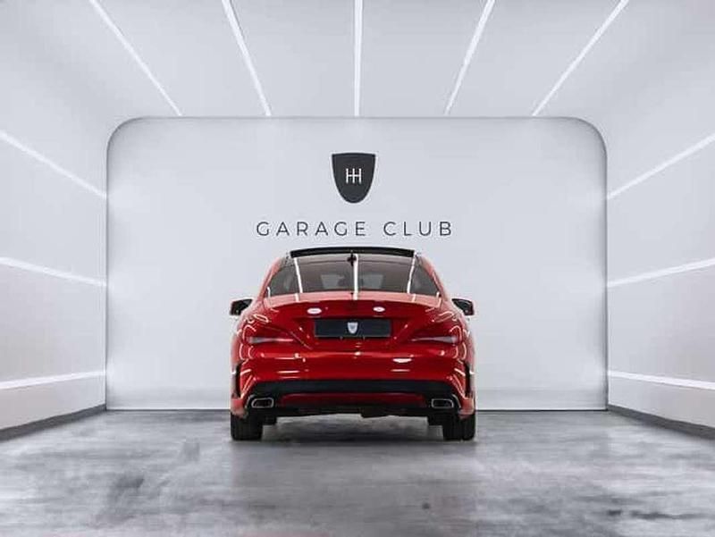 Usado Mercedes CLA180 AMG line 122 CV (89 kW) 2015 Rojo Berlina