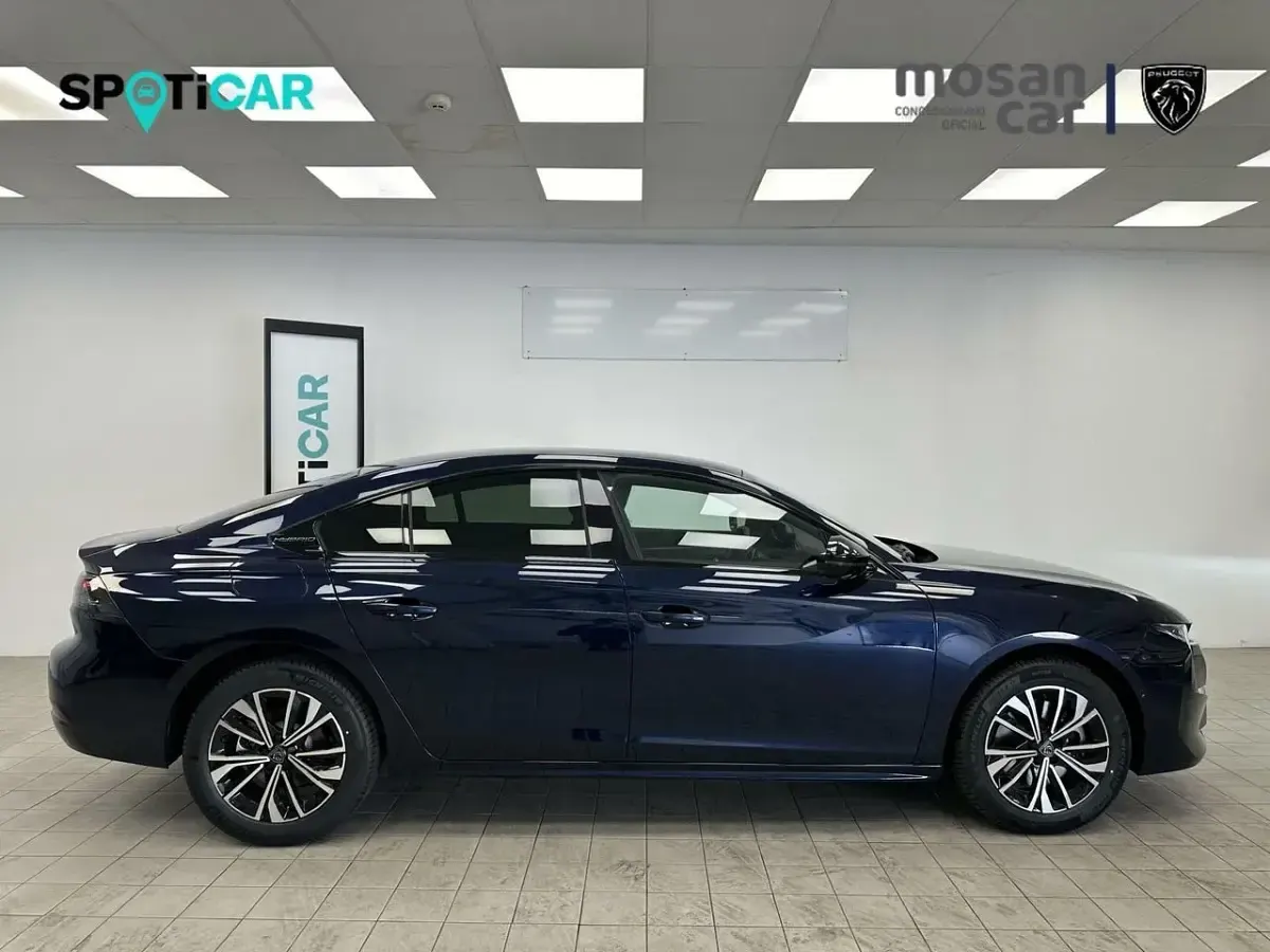 Usado Peugeot 508 Allure 225 CV (165 kW) 2024 Azul Berlina