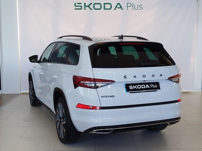 Blanco Usado 2021 Skoda Kodiaq SportLine SUV | 27.000 € (Precio justo) - Imagen 1/4