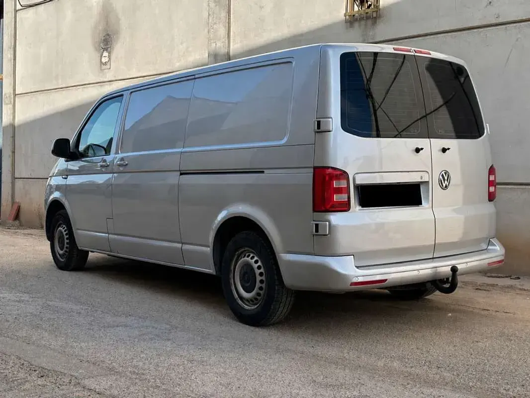 Usado VW T6 150 CV (110 kW) 2016 Gris Van