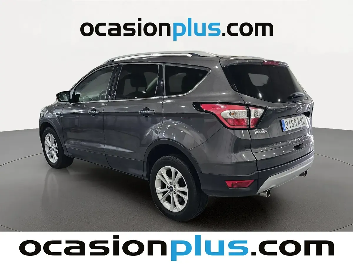 Usado Ford Kuga Titanium 120 CV (88 kW) 2018 Gris SUV