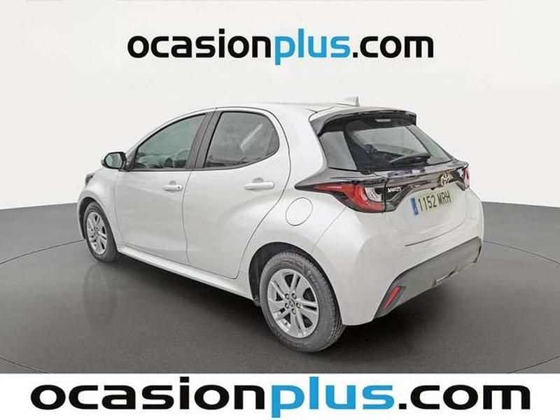 Usado Toyota Yaris Edition 125 CV (91 kW) 2024 Blanco Utilitario