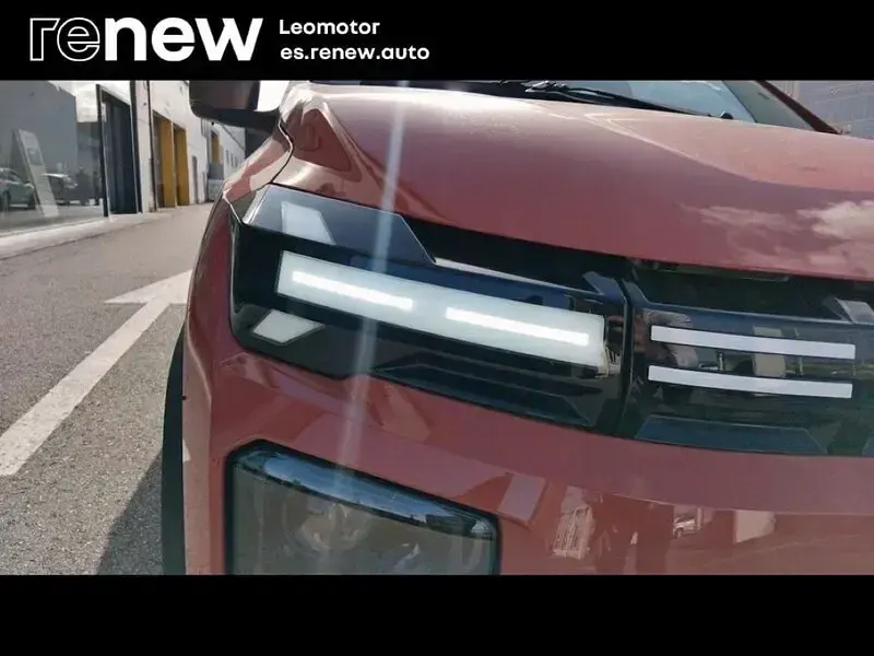 Usado Dacia Spring Extreme 73 kW (100 CV) 2026 Rojo Utilitario