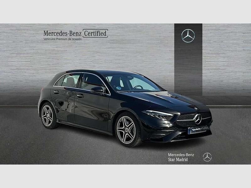 Usado Mercedes A180 136 CV (100 kW) 2025 Negro Berlina