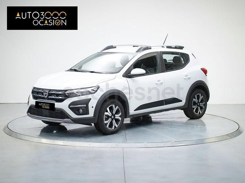 Usado Dacia Sandero Comfort 91 CV (66 kW) 2022 Blanco Berlina