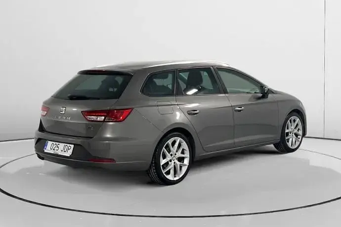 Usado Seat Leon FR 125 CV (91 kW) 2015