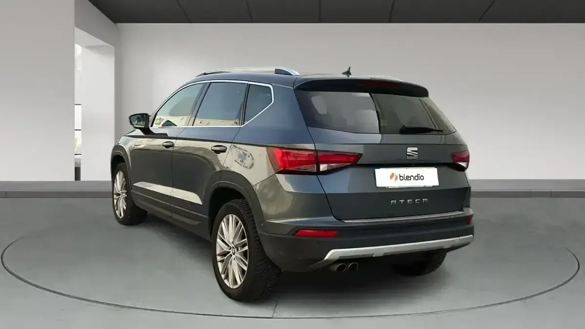 Usado Seat Ateca Style 150 CV (110 kW) 2019 Gris SUV